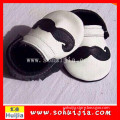 Hot 2015 new product OEM best price black and white real leather tassels baby shoes from china